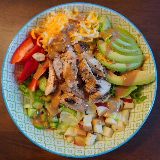 Salade aux satays de poulet - Ma Vie Simplifiee